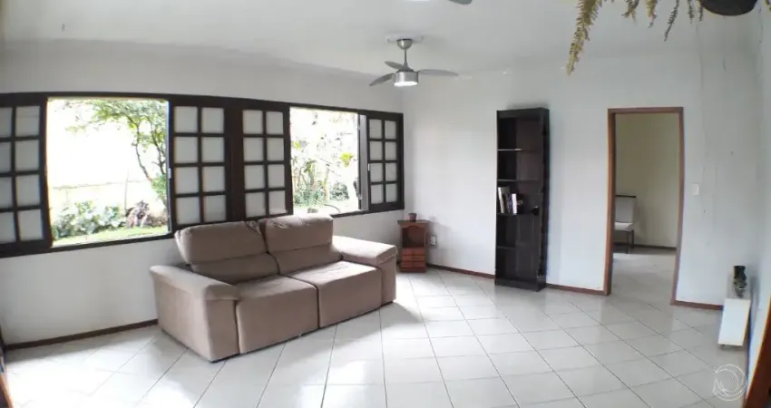 MARAVILHOSA CASA RESIDENCIAL DE 5 DORMITÓRIOS NO PARQUE SÃO JORGE