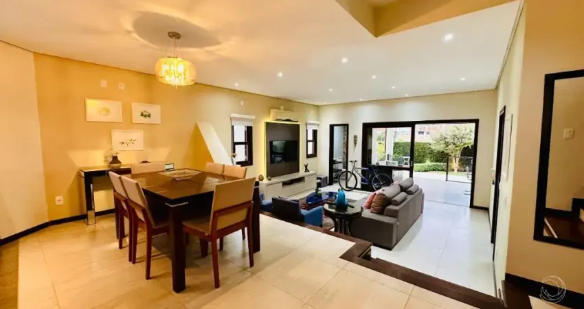 LINDA CASA RESIDENCIAL DE 4 DORMITÓRIOS NO CÓRREGO GRANDE