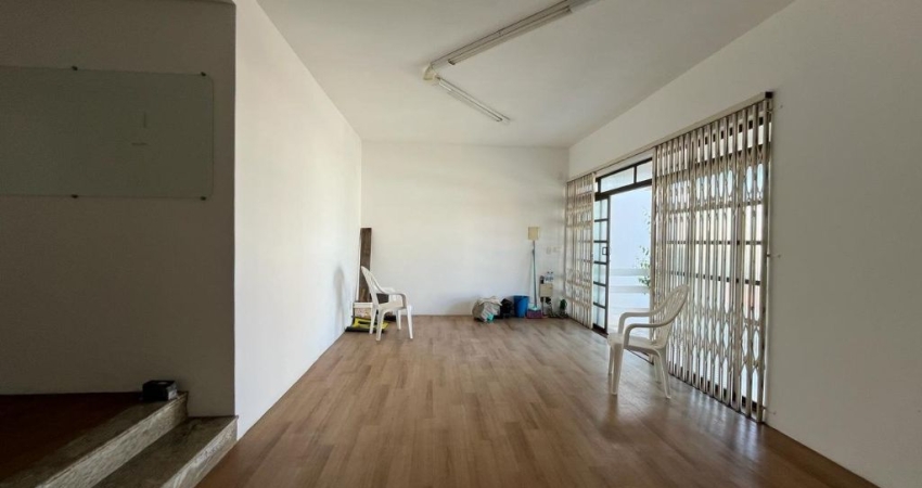 LINDO APARTAMENTO DE 3 DORMITÓRIOS NO CENTRO DE FLORIANÓPOLIS