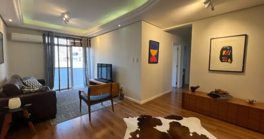EXCELENTE APARTAMENTO DE 3 DORMITÓRIOS NO CENTRO DE FLORIANÓPOLIS
