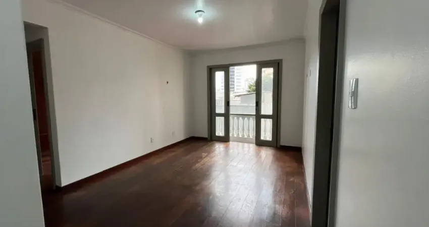 ÓTIMO APARTAMENTO DE 2 DORMITÓRIOS NO CENTRO DE FLORIANÓPOLIS