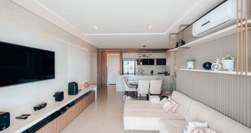 ÓTIMO APARTAMENTO DE 3 DORMITÓRIOS NO CENTRO DE FLORIANÓPOLIS