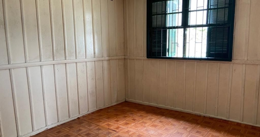 LINDA CASA RESIDENCIAL DE 2 DORMITÓRIOS NA AGRONÔMICA