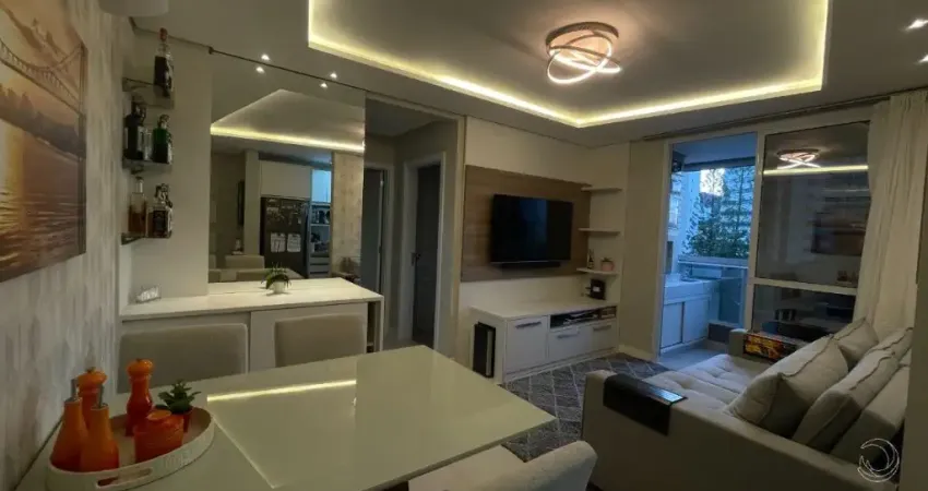 MARAVILHOSO APARTAMENTO DE 2 DORMITÓRIOS NA TRINDADE