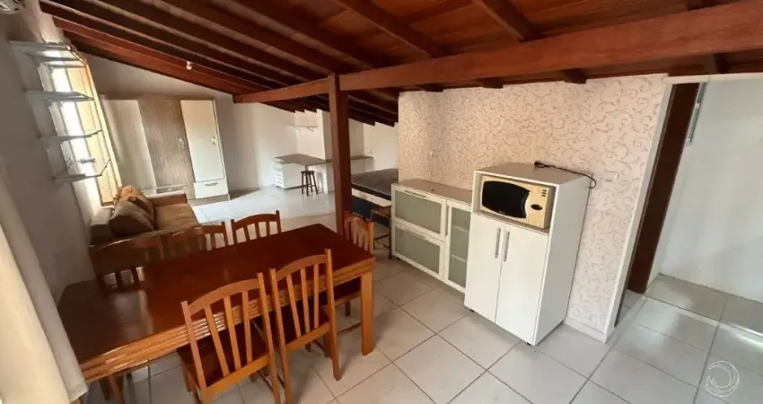 LINDA CASA RESIDENCIAL DE 7 DORMITÓRIOS NO SACO DOS LIMÕES
