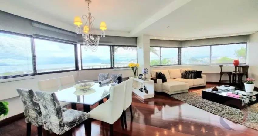 LINDO APARTAMENTO DE 4 DORMITÓRIOS NO CENTRO DE FLORIANÓPOLIS