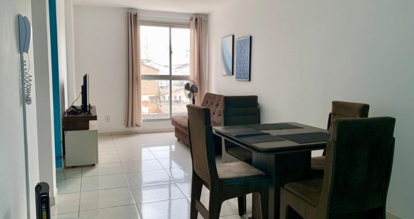 LINDO APARTAMENTO DE 2 DORMITÓRIOS NO CENTRO DE FLORIANÓPOLIS
