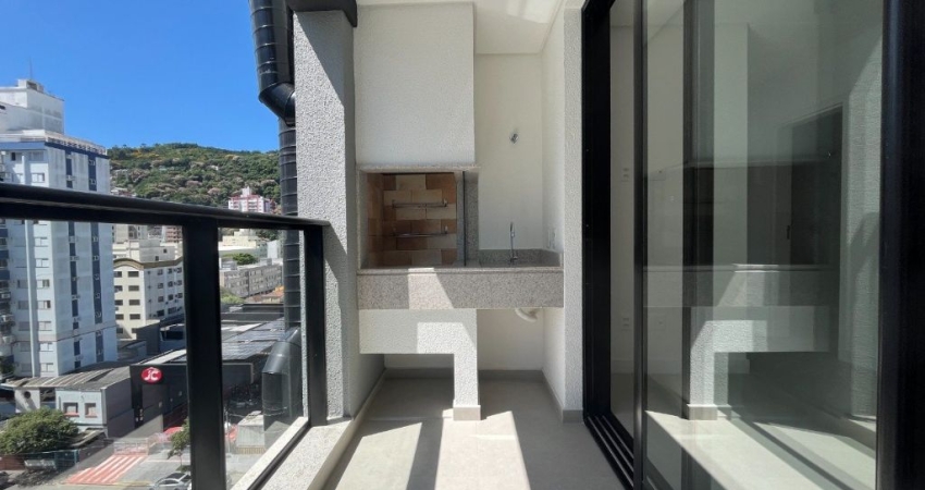 ÓTIMO APARTAMENTO DE 2 DORMITÓRIOS NO CENTRO DE FLORIANÓPOLIS