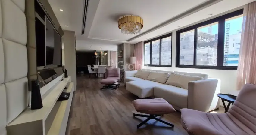 ÓTIMO APARTAMENTO DE 4 DORMITÓRIOS NO CENTRO DE FLORIANÓPOLIS
