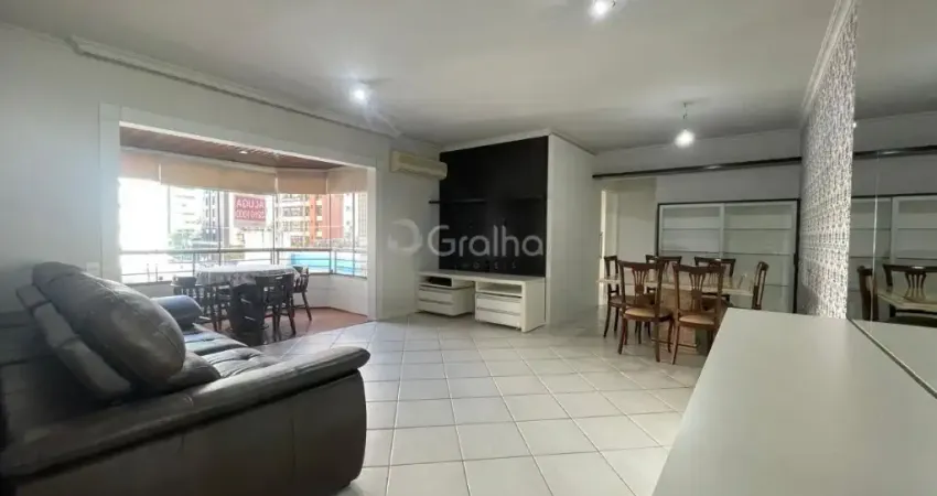 EXCELENTE   APARTAMENTO DE 3 DORMITÓRIOS NO CENTRO DE FLORIANÓPOLIS