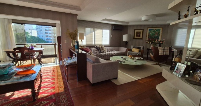 APARTAMENTO DE 3 DORMITÓRIOS NO CENTRO DE FLORIANÓPOLIS