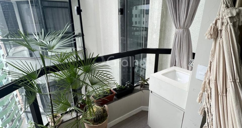 APARTAMENTO DE 1 DORMITÓRIO NO CENTRO DE FLORIANÓPOLIS
