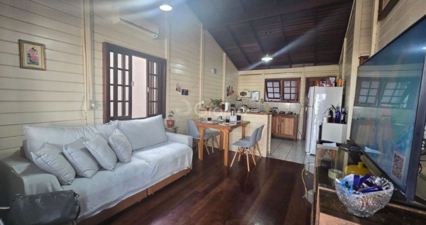 CASA RESIDENCIAL DE 3 DORMITÓRIOS NO CENTRO DE FLORIANÓPOLIS