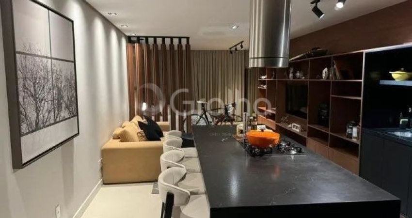 APARTAMENTO DE 1 DORMITÓRIO NO CENTRO DE FLORIANÓPOLIS