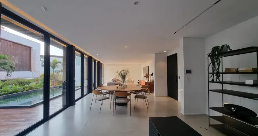 Linda casa residencial de 4 dormitorios no bairro cacupé em florianópolis