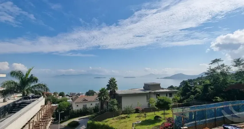 Linda casa residencial de 3 dormitórios no bairro cacupé em florianópolis