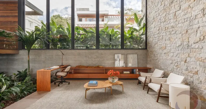 Maravilhosa casa residencial de 4 dormitórios no bairro cacupé