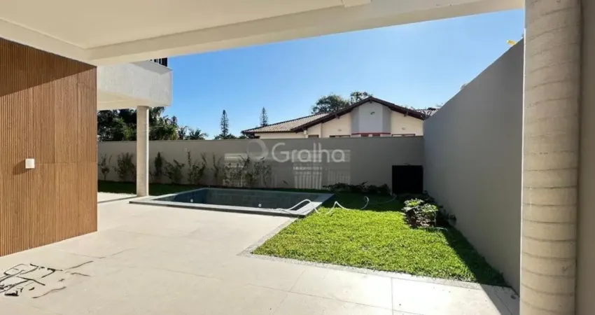 Maravilhosa casa de 273m² com 4 suítes em cacupé em florianópolis