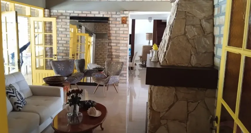 Maravilhosa casa com 4 quartos sendo 1 suíte em santo antônio de lisboa