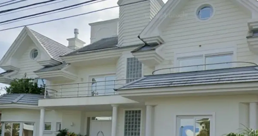 Casa residencial de 5 dormitórios no bairro jurerê internacional