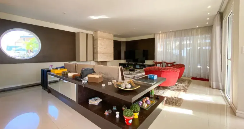 Casa residencial de 5 quartos no bairro jurerê internacional.