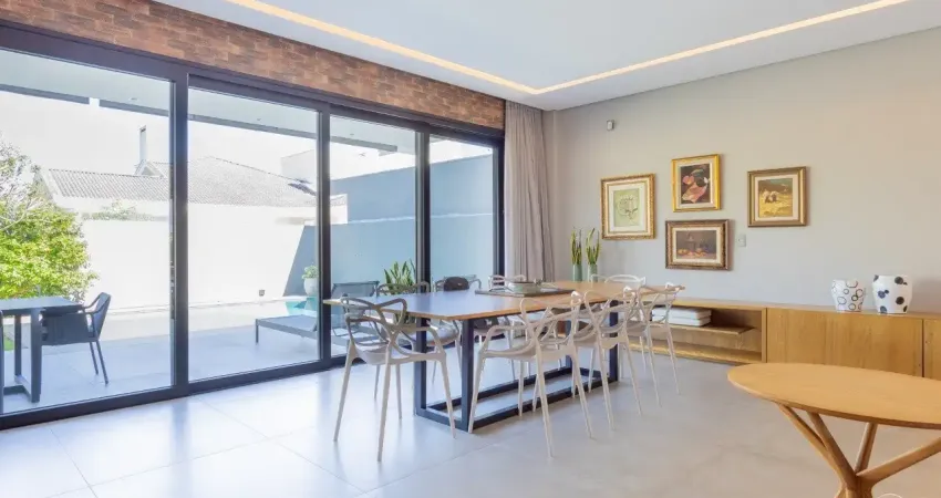 Casa alto padrão de 5 quartos no bairro jurerê internacional