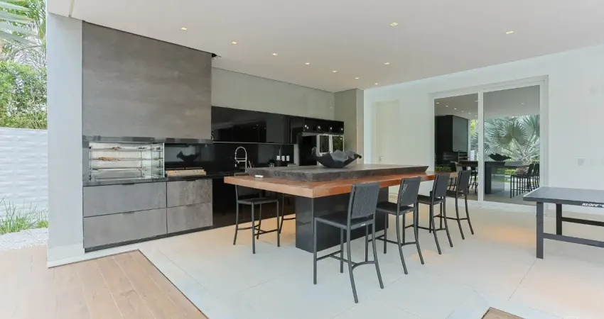 Maravilhosa casa alto padrão com 5 quartos em jurerê em florianópolis