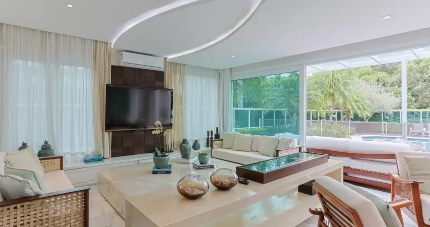 Maravilhosa casa alto padrão com 7 quartos em jurerê internacional