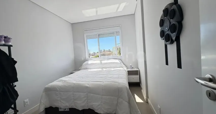 Apartamneto com 3 quartos sendo 1 suíte com 83m² em Canasvieiras.