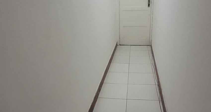 Casa com 3 quartos para alugar na Rua Aristides Áttico, 66, Barbalho, Salvador