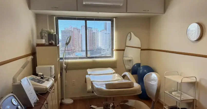 Ponto comercial com 1 sala à venda na Rua Alceu Amoroso Lima, 578, Caminho das Árvores, Salvador