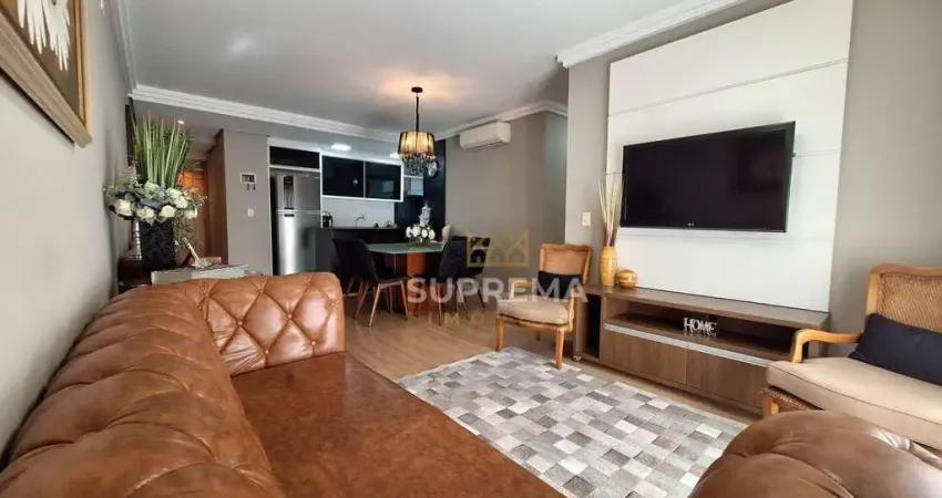 Apartamento com 3 dormitórios à venda, 92 m² por R$ 775.000,00 - Anita Garibaldi - Joinville/SC