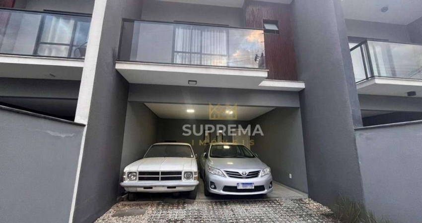 Sobrado com 3 dormitórios à venda, 124 m² por R$ 850.000,00 - Costa e Silva - Joinville/SC