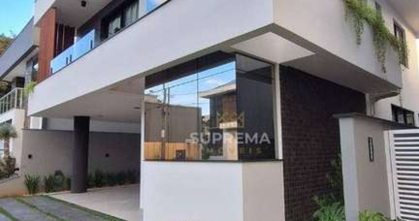 Casa mobiliada em condomínio com 3 suítes à venda, 246 m² por R$ 2.750.000 - Vila Nova - Joinville/SC