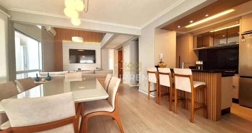 Casa com 3 dormitórios à venda, 176 m² por R$ 1.350.000,00 - Glória - Joinville/SC