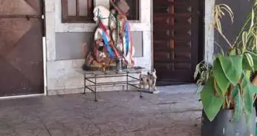 Casa linear com 3 dormitórios, suíte, piscina e quintal - volta redonda/rj