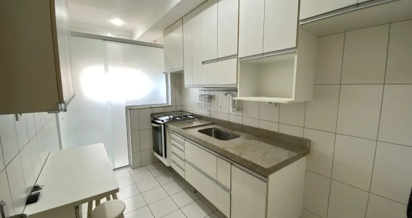 Apartamento para alugar no Jardim Satelite, 3 dormitorios com uma suite, 2 vagas, predio com elevador