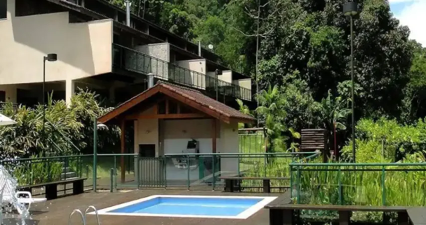 Casa Sobrado, 4 dormitórios (3 suítes), 3 vagas. Juquehy, São Sebastião, SP.