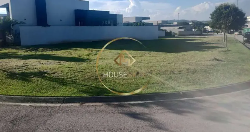 Terreno/ Lote de esquina com 463 m², Condomínio Mont Blanc, Urbanova.