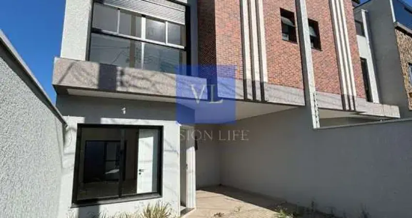 Residencial Rizinelli - Sobrado com 3 Quartos e Terraço Privativo
