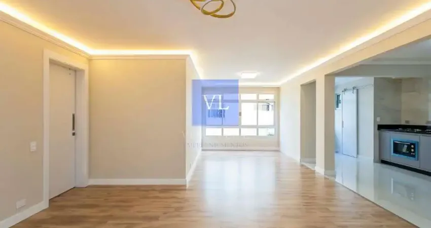 Apartamento reformado no Centro Cívico: 3 quartos, 1 suíte