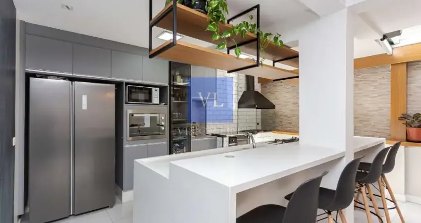 Lindo sobrado triplex em condomínio no bairro alto - 140 m² de área total