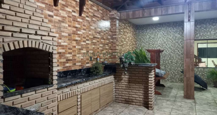 Casa alto padrão à venda no Cururupe - mobiliada