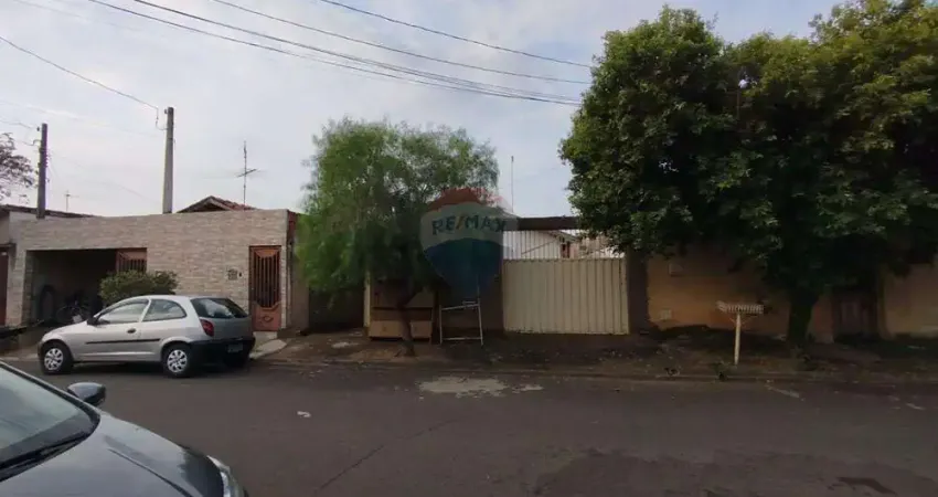 Casa com 3 quartos à venda no Conjunto Habitacional Hilda Mandarino, Araçatuba