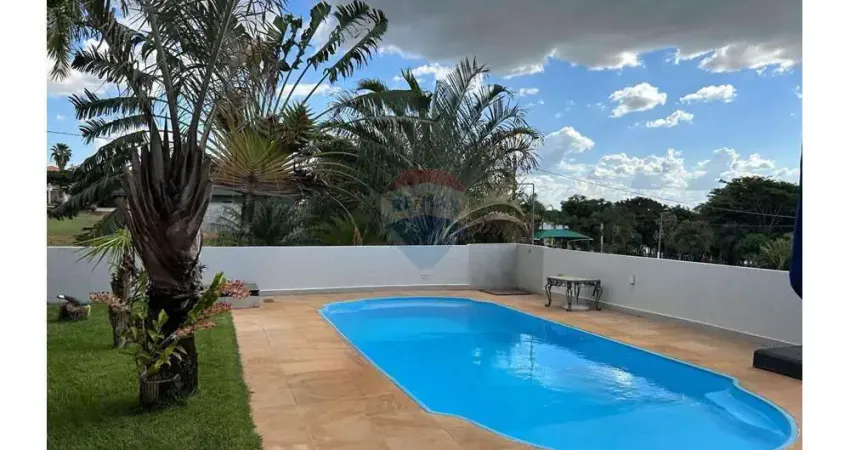 Casa em condomínio fechado com 5 quartos à venda na Rua Puerto Escondido, 290, Residencial Costa Azul, Araçatuba