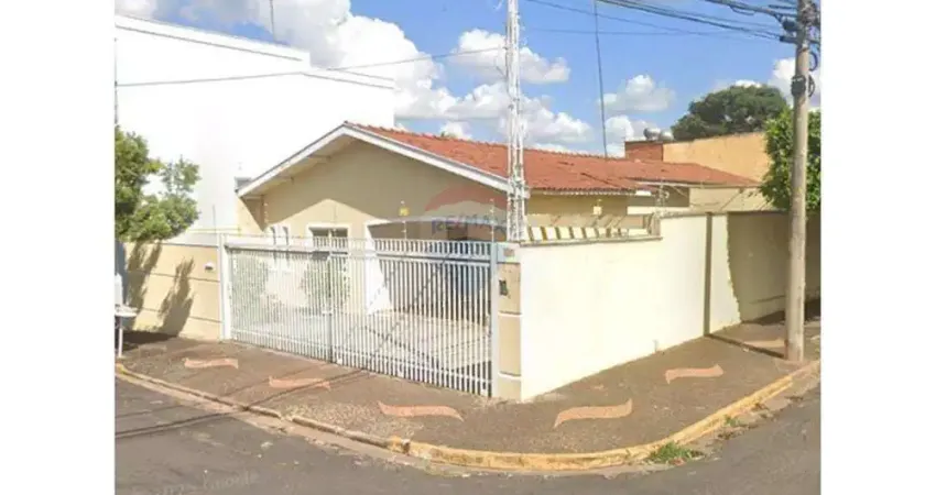 Casa com 3 quartos à venda na Rua Graça Aranha, 310, Icaray, Araçatuba