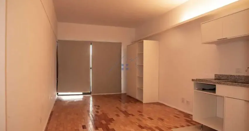 Kitnet / Stúdio para alugar na Largo do Arouche, 337, República, São Paulo