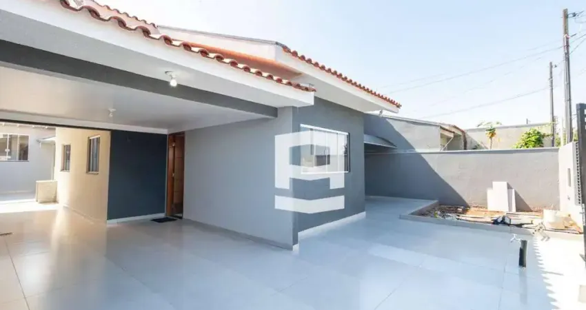 Casa com 3 dormitórios à venda, 150 m² por R$ 470.000,00 - Residencial Interlagos - Apucarana/PR