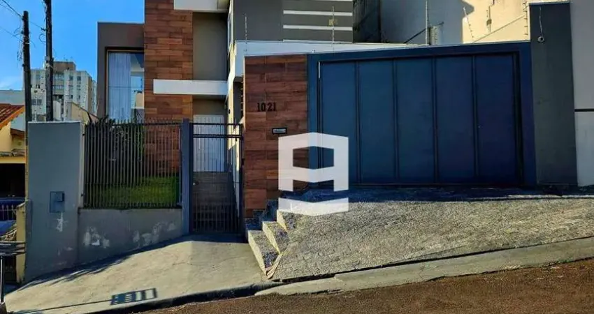 Casa com 3 dormitórios à venda, 199 m² por R$ 980.000,00 - Centro - Apucarana/PR