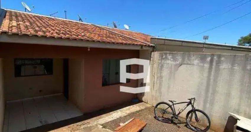 Casa com 3 dormitórios à venda, 69 m² por R$ 210.000,00 - Vilage de Roma - Apucarana/PR